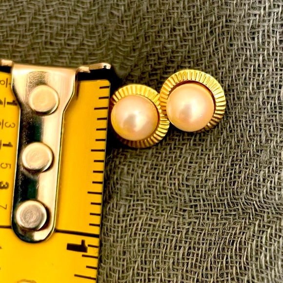 PBD Peter Brams Design 14K Solid Yellow Gold Pearl Pierced Earrings - Picture 5 of 8